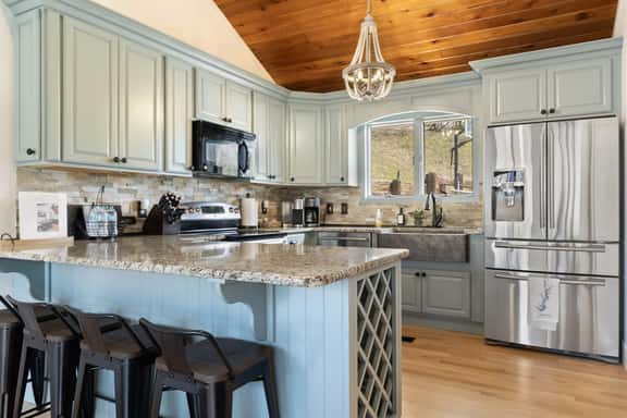 “Knot on Call” on Lake Keowee + HOT TUB - Image 1